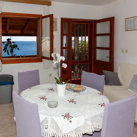 Kuca Ivana Прижба