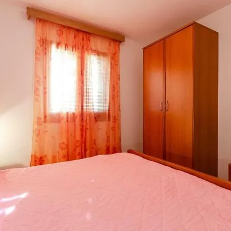 Kuca Ivana Vikendica