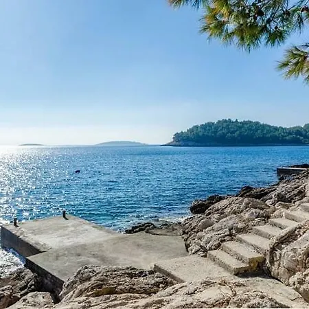 Kuca Ivana * Prizba
