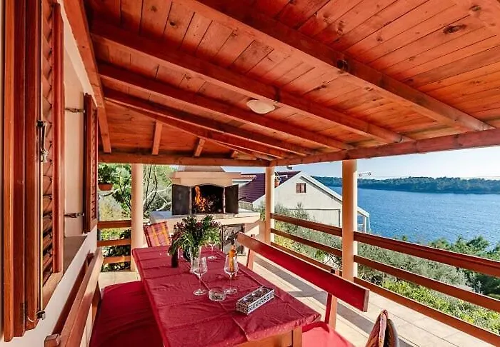 Kuca Ivana Holiday home *