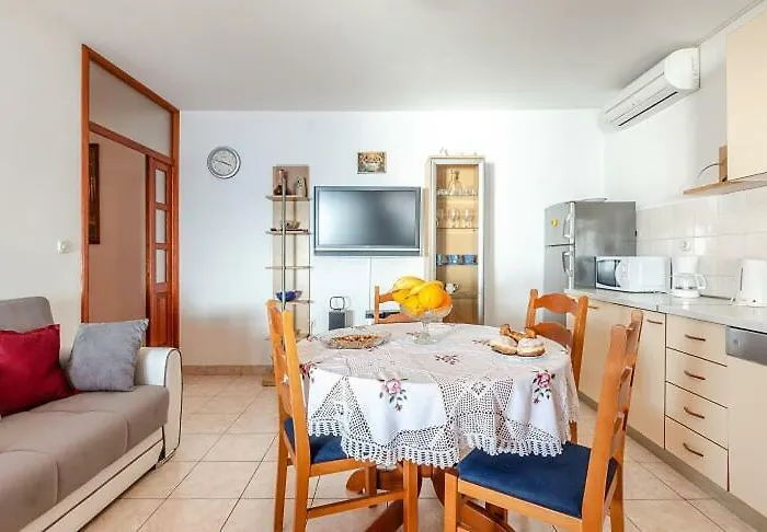 بيت للعطل Kuca Ivana *